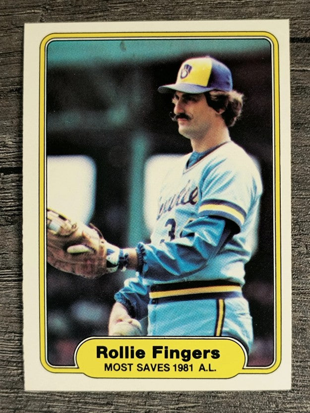 1982 Fleer #644 Rollie Fingers/Most Saves AL