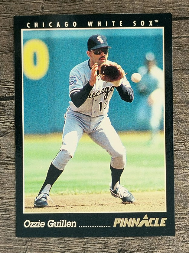 1993 Pinnacle #166 Ozzie Guillen