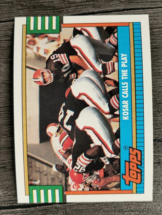 1990 Topps Disclaimer Back #505A Browns Team/Bernie Kosar