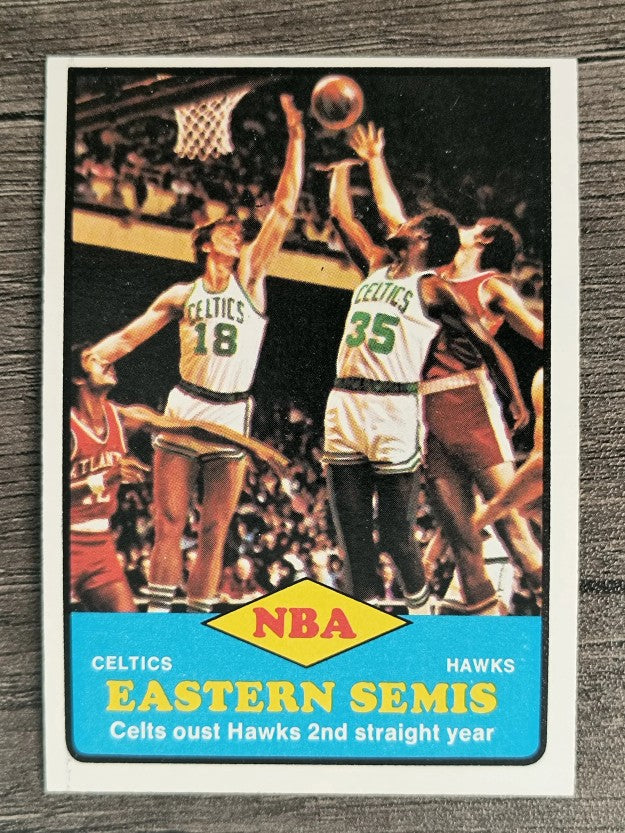 1973-74 Topps #63 NBA Eastern Semis/Celts oust Hawks 2nd Straight Year (NM)