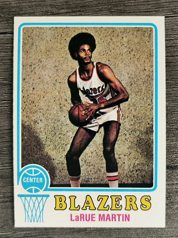 1973-74 Topps #89 LaRue Martin RC (EXMT)