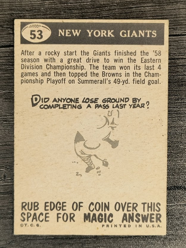1959 Topps #53 Giants Pennant (EXMT)