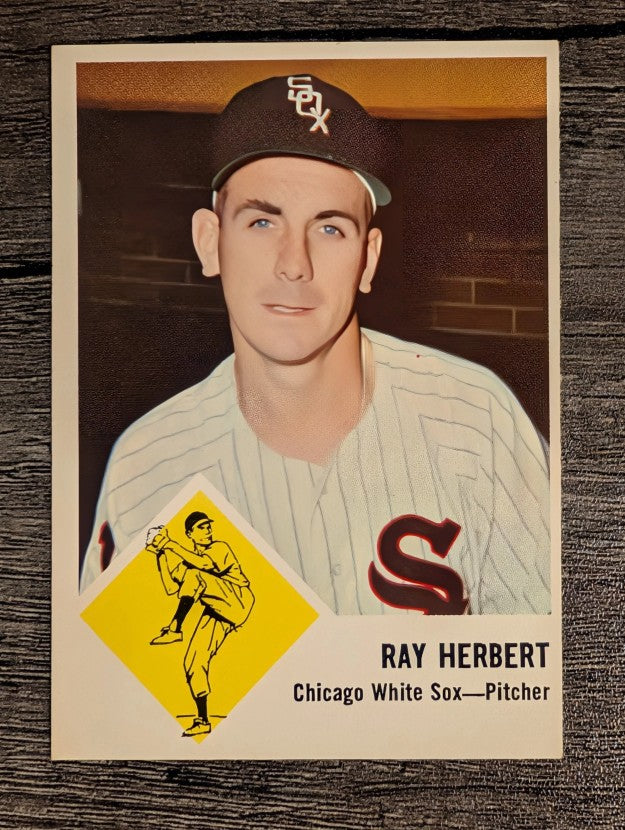1963 Fleer #9 Ray Herbert (EX)