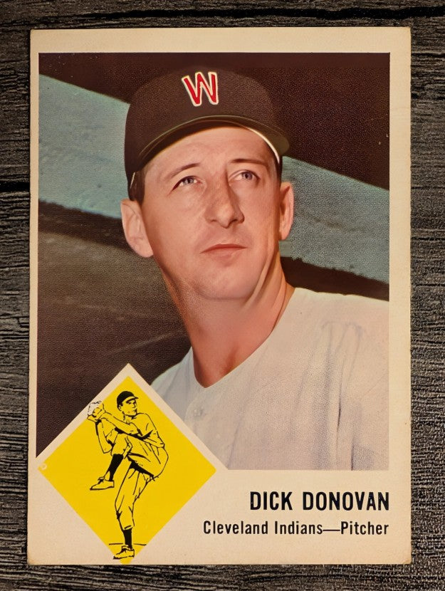1963 Fleer #11 Dick Donovan (VG)