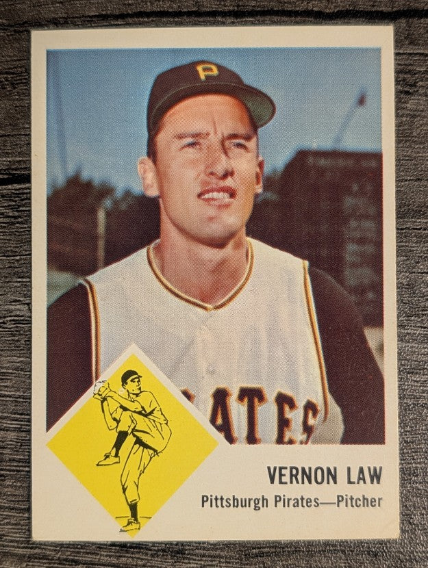 1963 Fleer #58 Vern Law (EX)