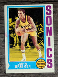 1974-75 Topps #18 John Brisker (EX)
