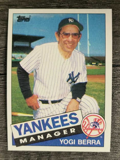 1985 Topps #155 Yogi Berra MG