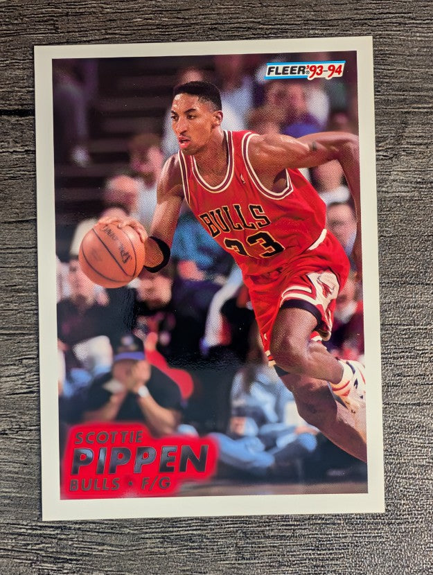 1993-94 Fleer #32 Scottie Pippen