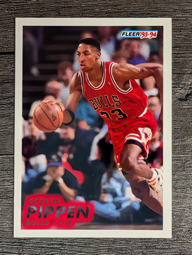1993-94 Fleer #32 Scottie Pippen
