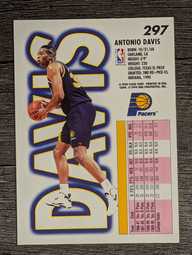 1993-94 Fleer #297 Antonio Davis RC