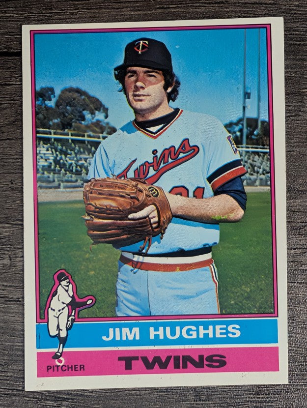 1976 Topps #11 Jim Hughes (EXMT)