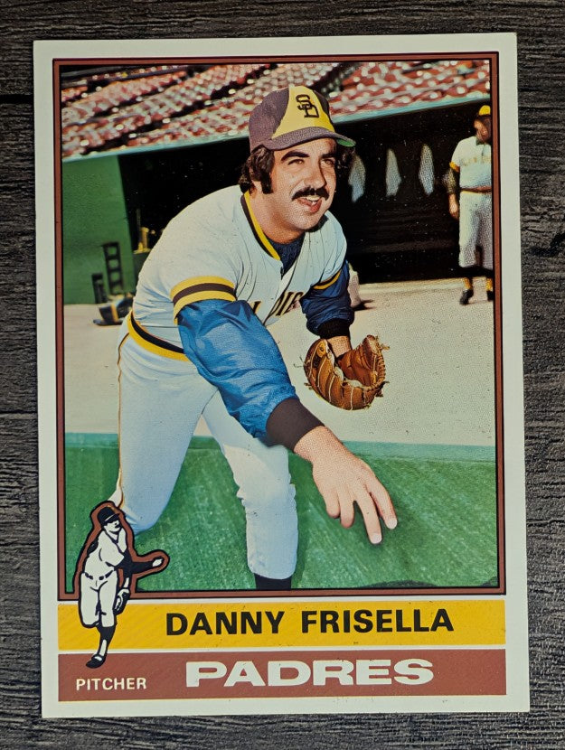 1976 Topps #32 Danny Frisella (EXMT)