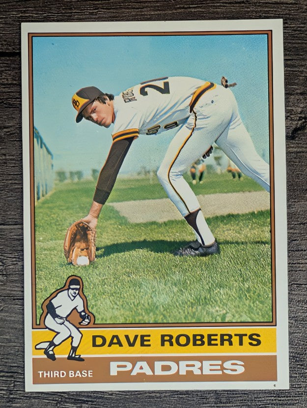 1976 Topps #107 Dave Roberts (NM)