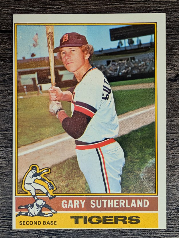 1976 Topps #113 Gary Sutherland (VGEX)