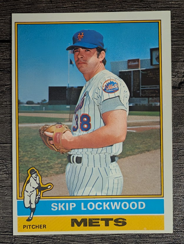 1976 Topps #166 Skip Lockwood (EX)