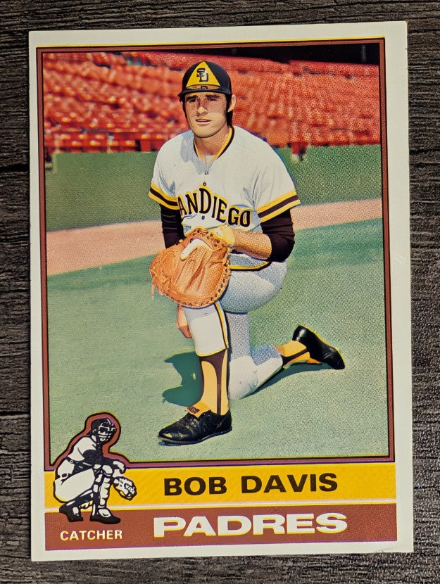 1976 Topps #472 Bob Davis RC (EXMT)
