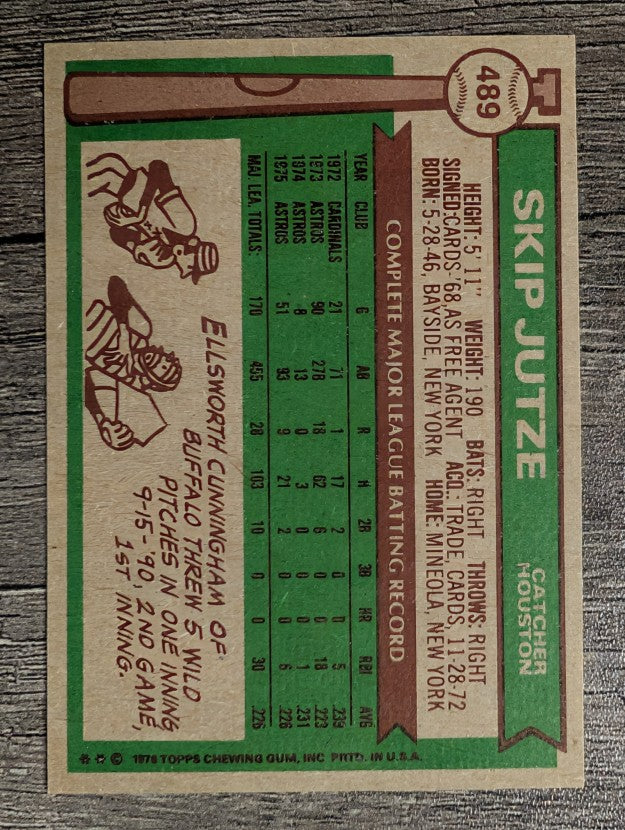 1976 Topps #489 Skip Jutze (EXMT)