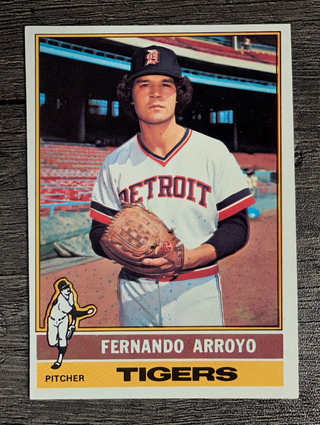 1976 Topps #614 Fernando Arroyo RC (EX)