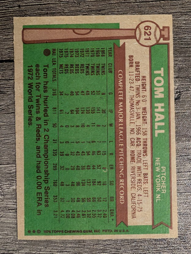 1976 Topps #621 Tom Hall (EX)