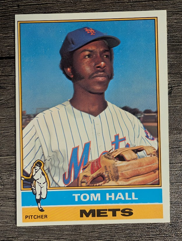 1976 Topps #621 Tom Hall (EX)