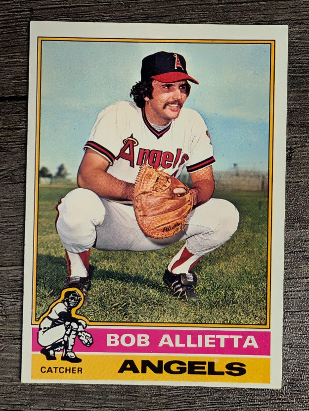 1976 Topps #623 Bob Allietta RC (EX)