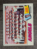 1977 Topps #34 California Angels CL/Norm Sherry MG (NM)