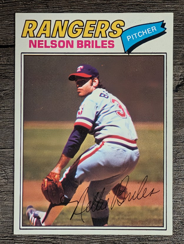 1977 Topps #174 Nelson Briles (NMMT)