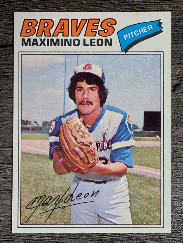 1977 Topps #213 Maximino Leon (NM)