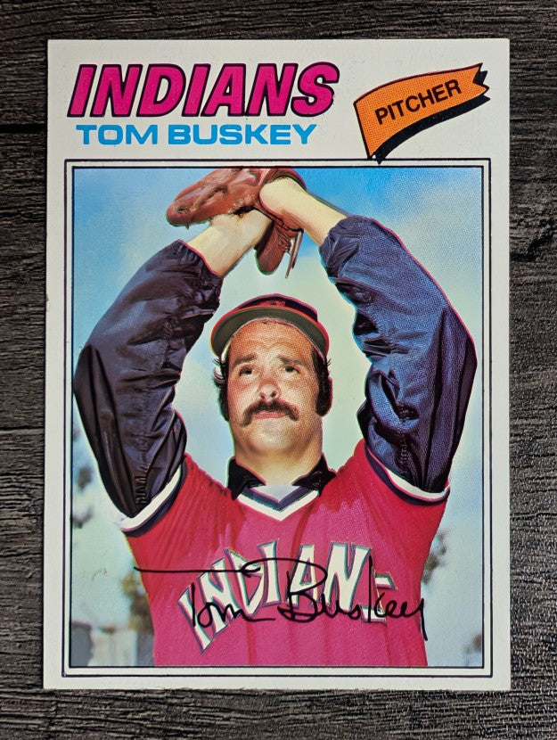 1977 Topps #236 Tom Buskey (EXMT)