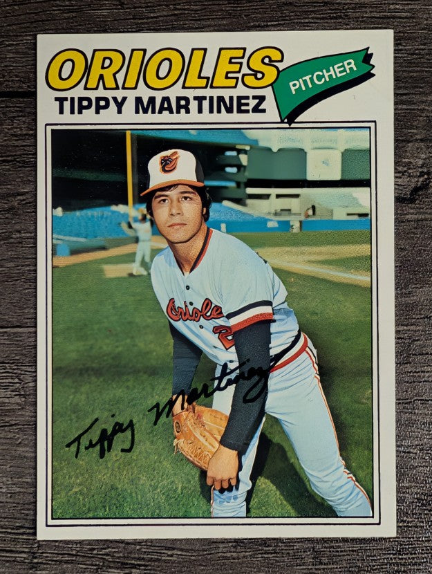 1977 Topps #238 Tippy Martinez (EXMT)