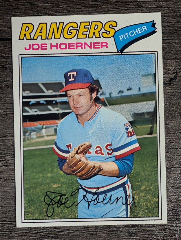 1977 Topps #256 Joe Hoerner (NMMT)