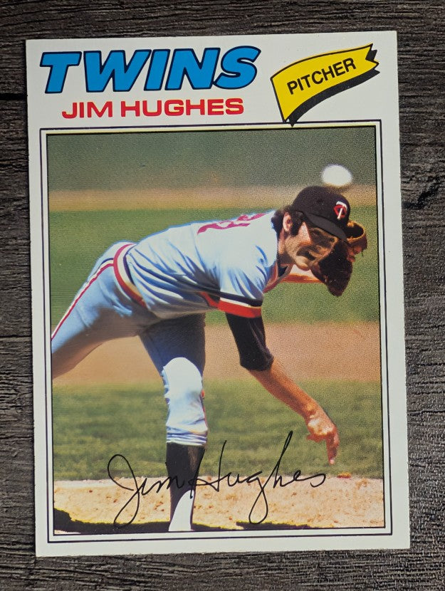1977 Topps #304 Jim Hughes (EXMT)