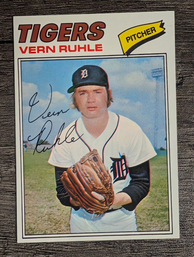 1977 Topps #311 Vern Ruhle (EXMT)