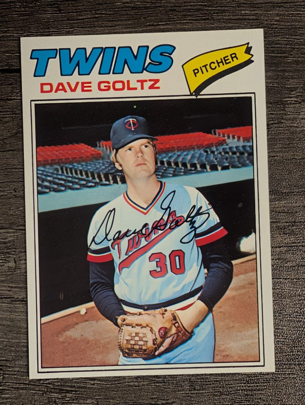 1977 Topps #321 Dave Goltz (EXMT)