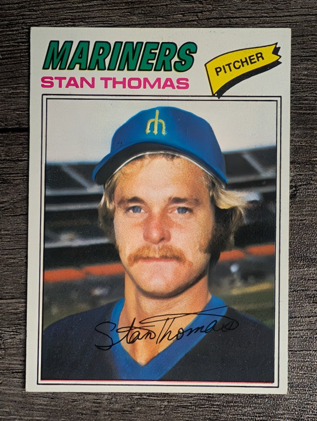 1977 Topps #353 Stan Thomas (EXMT)