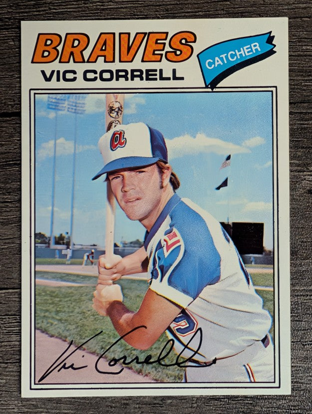 1977 Topps #364 Vic Correll (NM)