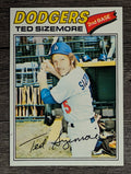 1977 Topps #366 Ted Sizemore (EXMT)