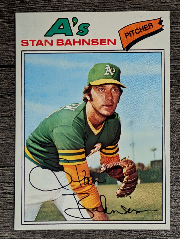 1977 Topps #383 Stan Bahnsen (NMMT)