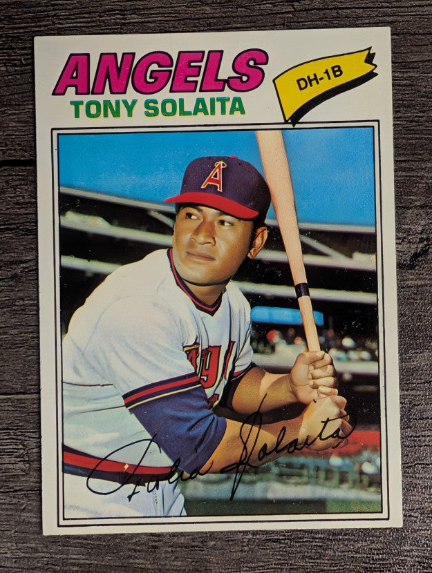 1977 Topps #482 Tony Solaita (EXMT)