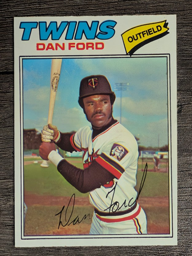 1977 Topps #555 Dan Ford (NM)