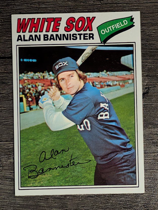 1977 Topps #559 Alan Bannister RC (EXMT)