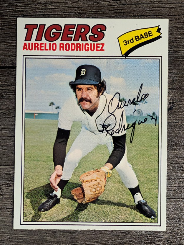 1977 Topps #574 Aurelio Rodriguez (NM)