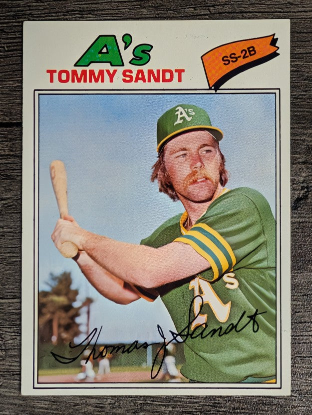 1977 Topps #616 Tommy Sandt RC (NM)