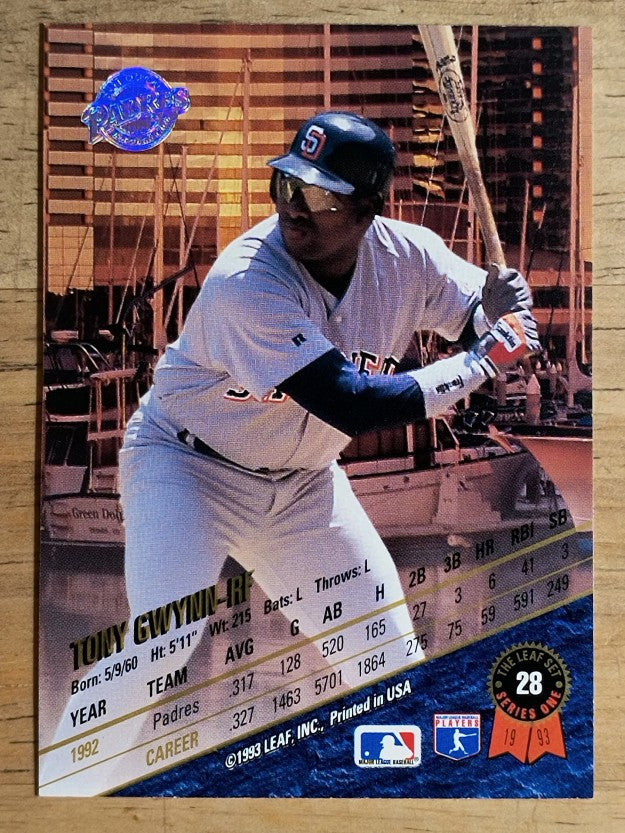 1993 Leaf #28 Tony Gwynn