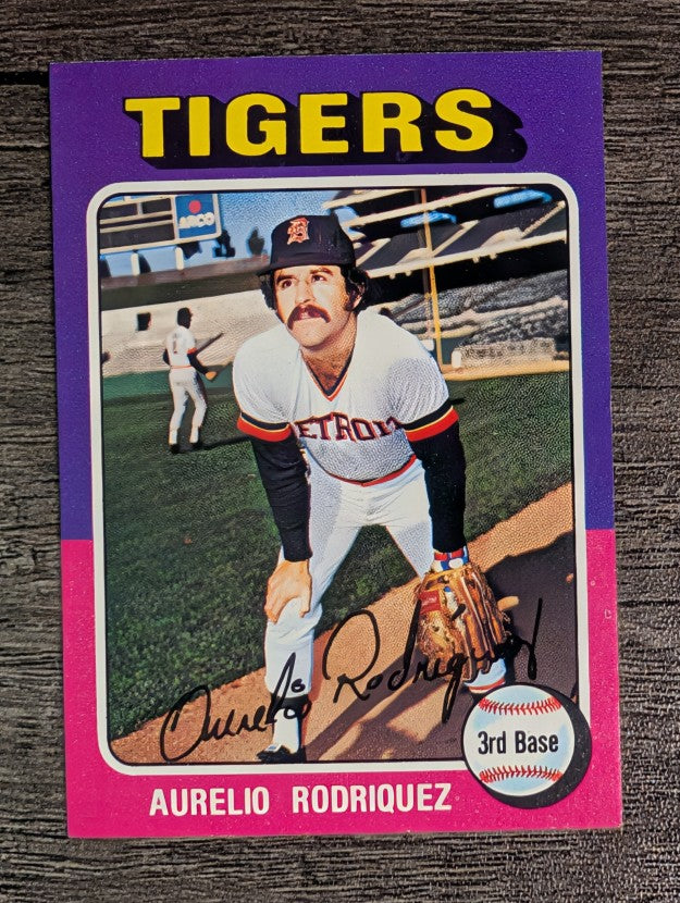 1975 Topps Mini #221 Aurelio Rodriguez (NMMT)