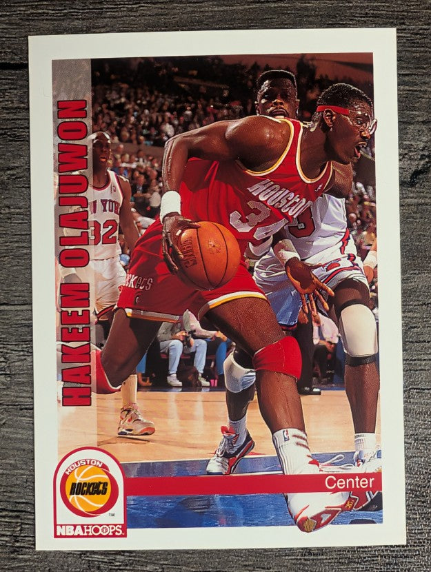 1992-93 Hoops #85 Hakeem Olajuwon
