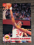1993-94 Hoops #81 Hakeem Olajuwon