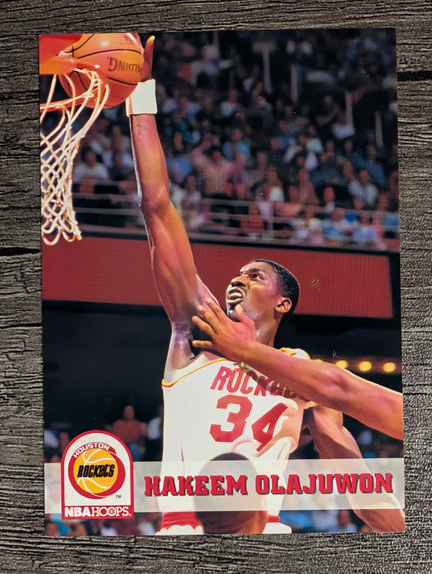 1993-94 Hoops #81 Hakeem Olajuwon (NM)