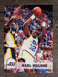 1993-94 Hoops #218 Karl Malone (NM)