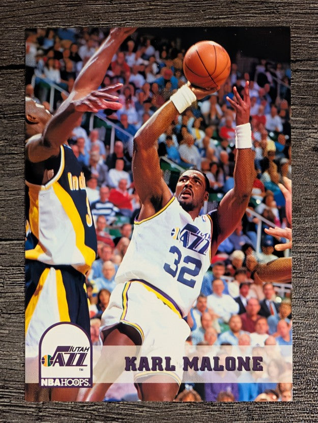 1993-94 Hoops #218 Karl Malone